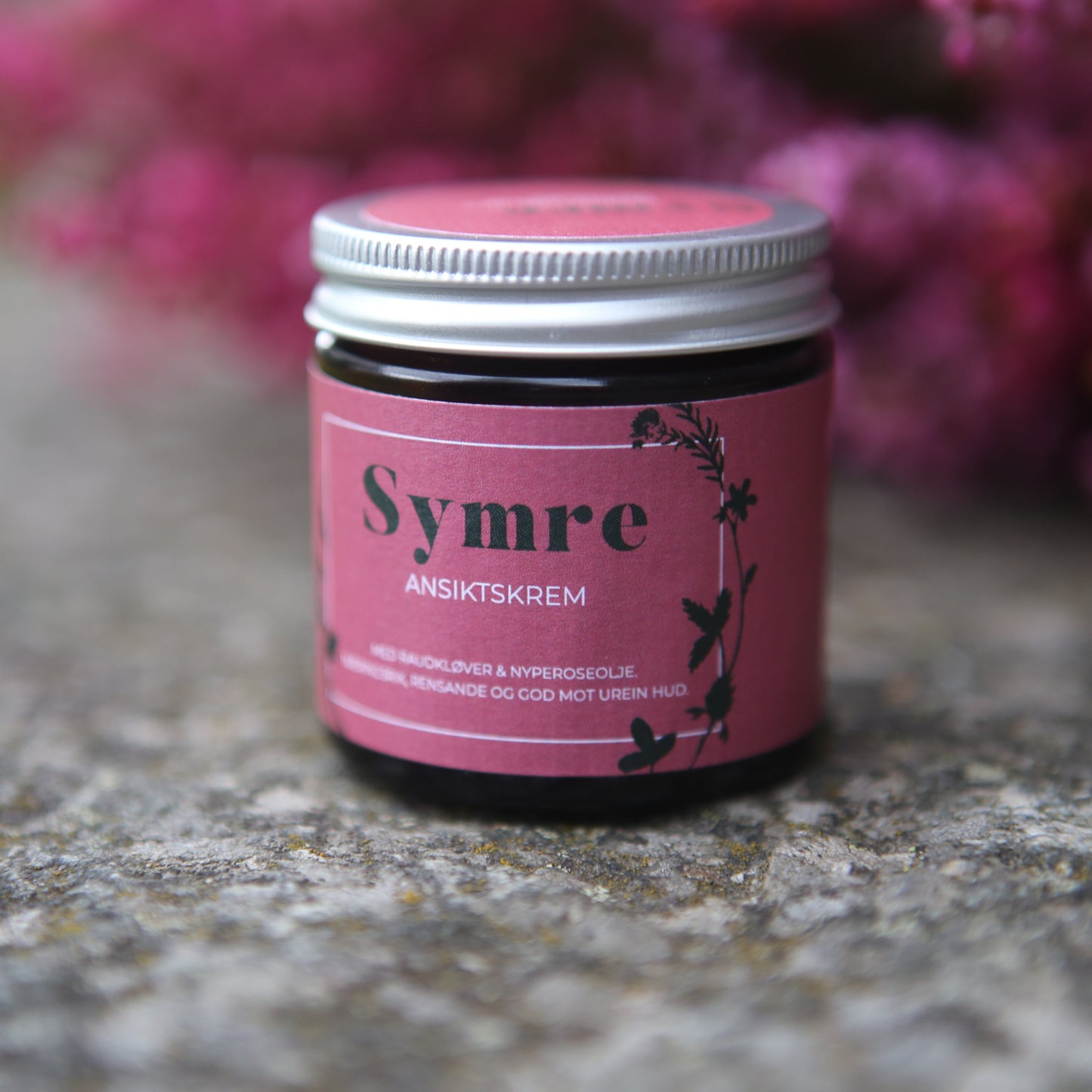 Ansiktskrem med raudkløver, nyperoseolje og rosegeranium